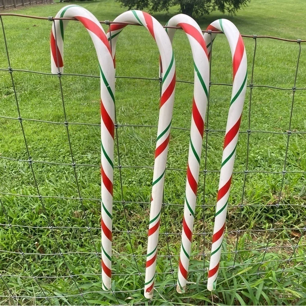Vintage Large 4 Red Green Plastic Outdoor Yard Christmas Candy Canes